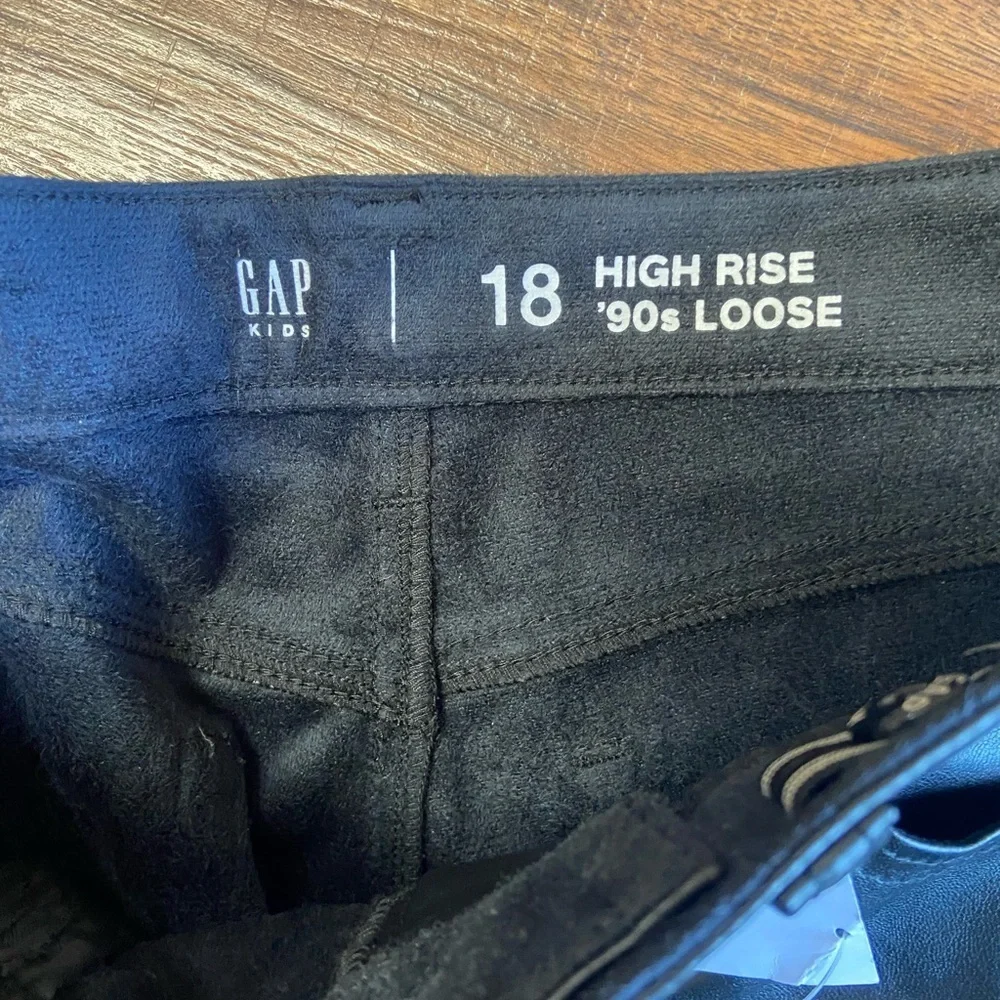 Gap kids 90’s loose high rise size 18 NWT black faux leather
